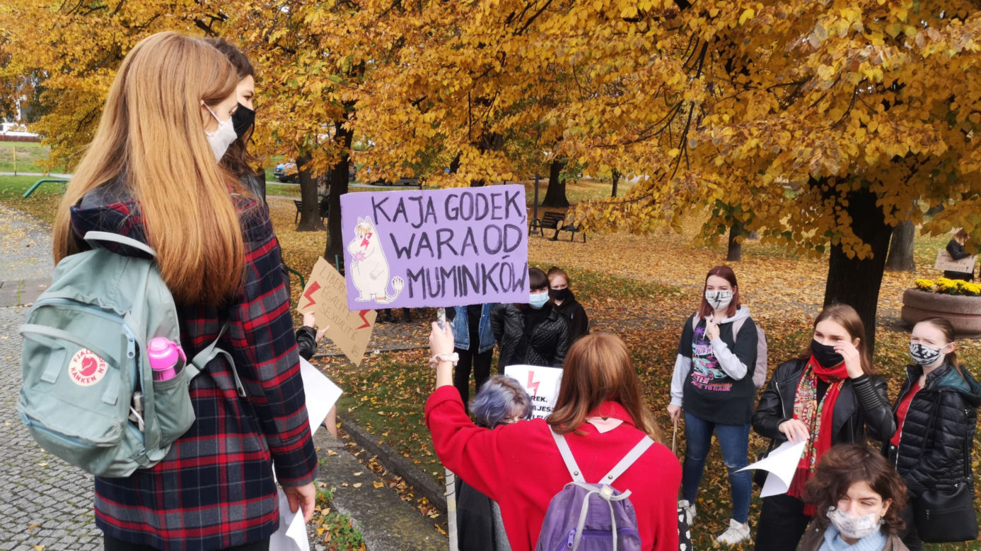 Strajk kobiet. POTĘŻNA manifestacja studentów w Katowicach!