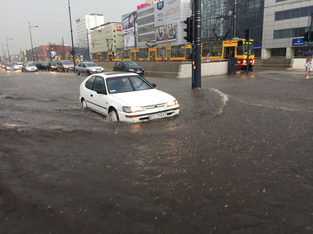 Krajobraz centrum Łodzi po burzy