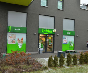 Groził bronią za paczkę papierosów 