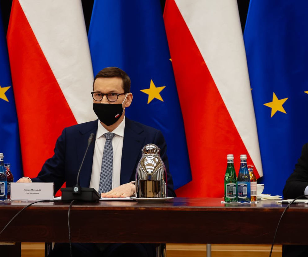 Spotkanie premiera z opozycją: Ustawa Hoca będzie uzupełniona