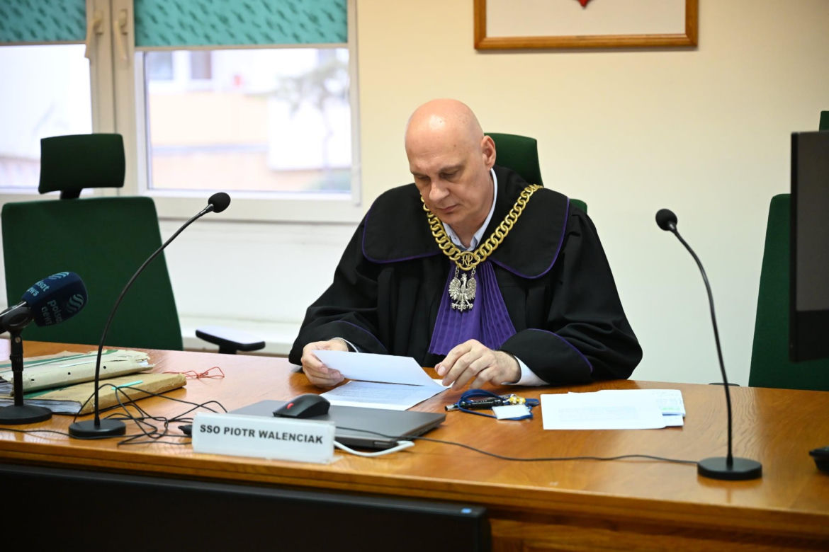 Ich synek utonął w studzience. Rodzice Szymona otrzymają zadośćuczynienie od miasta