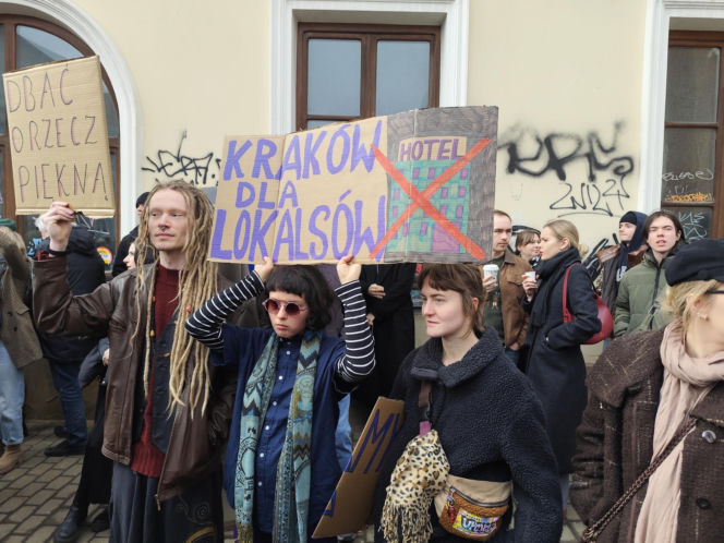 Kraków. Protest przeciwko budowie hoteli na Kazimierzu
