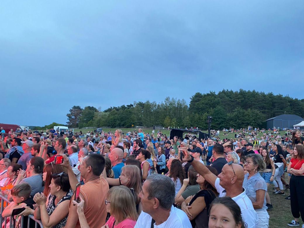 Święto Dzielnicy Nowe Miasto w Zielonej Górze Przylepie. Koncert zagrał Golec uOrkiestra