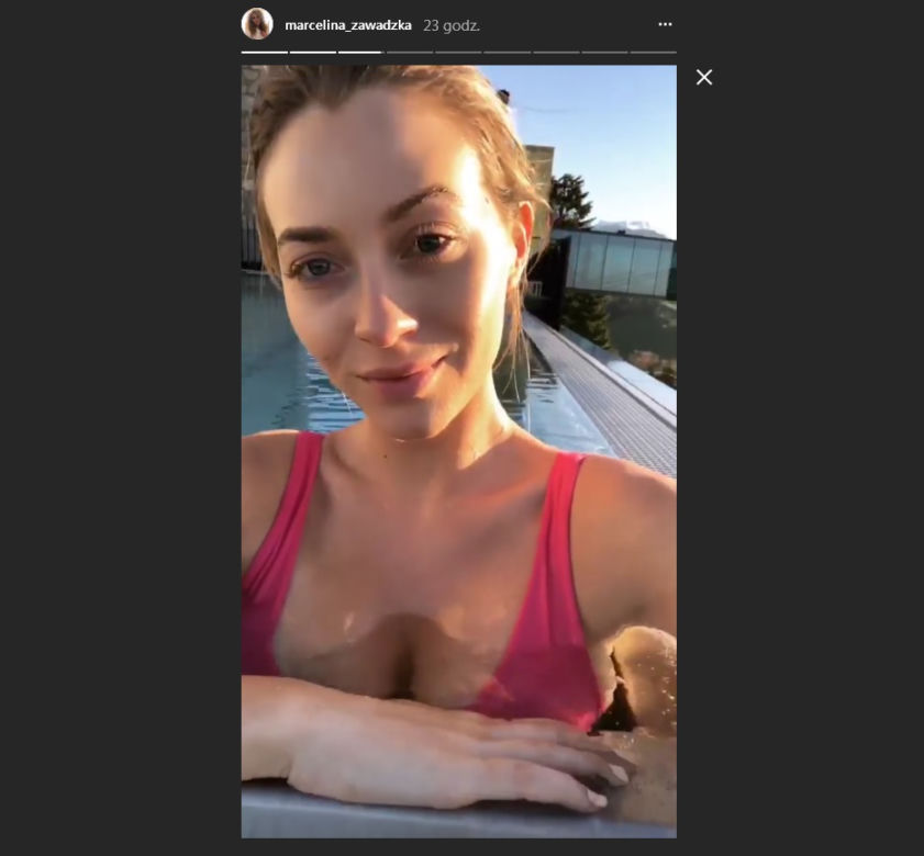 Seksowna Marcelina Zawadzka w basenie