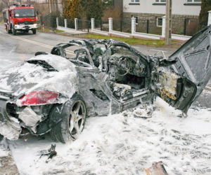 Pijany policjant rozbił porsche