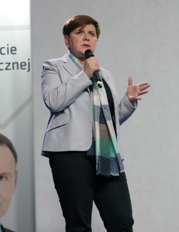Tak się zmieniała Beata Szydło