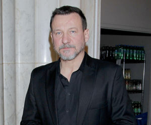 Robert Więckiewicz zaczynał w technikum budowlanym. Tak wyglądała jego niezwykła metamorfoza