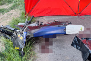 Potworne zderzenie motocyklistów. Ratownicy godzinę walczyli o życie 18-latka