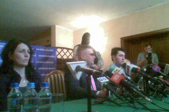 MADZIA Z SOSNOWCA, konferencja RUTKOWSKIEGO Z KATARZYNĄ i BARTKIEM WAŚNIEWSKIMI 23.03.2012