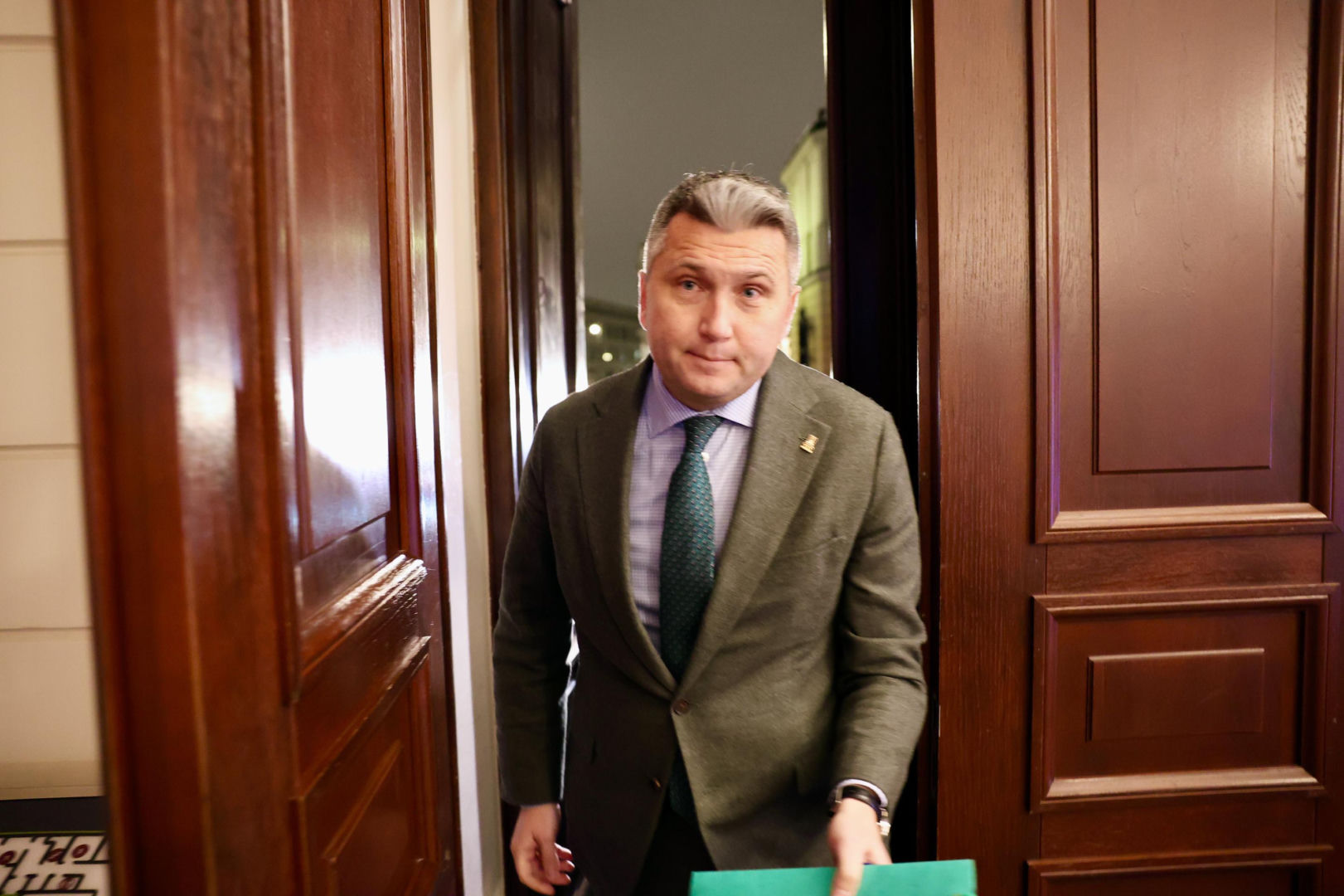 The head of the Polish Olympic Committee has been arrested! Authorities searched his home. We know what was found.