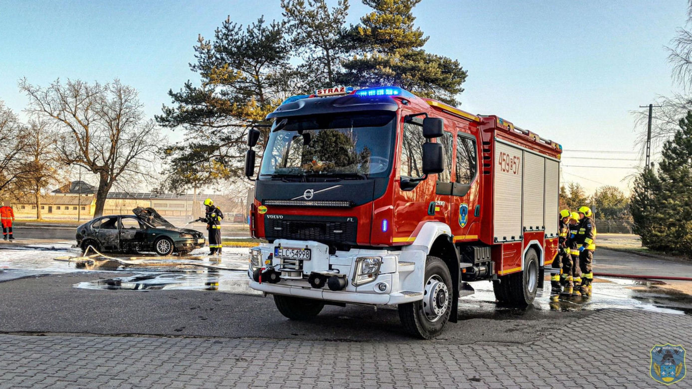 Młody mężczyzna spłonął na stacji benzynowej. Co było przyczyną tragedii?