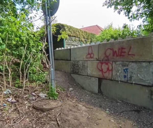 Mur między osiedlami w Szczecinie