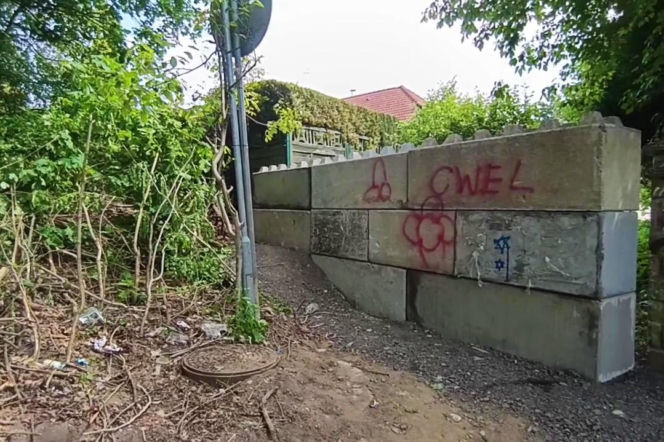 Mur między osiedlami w Szczecinie
