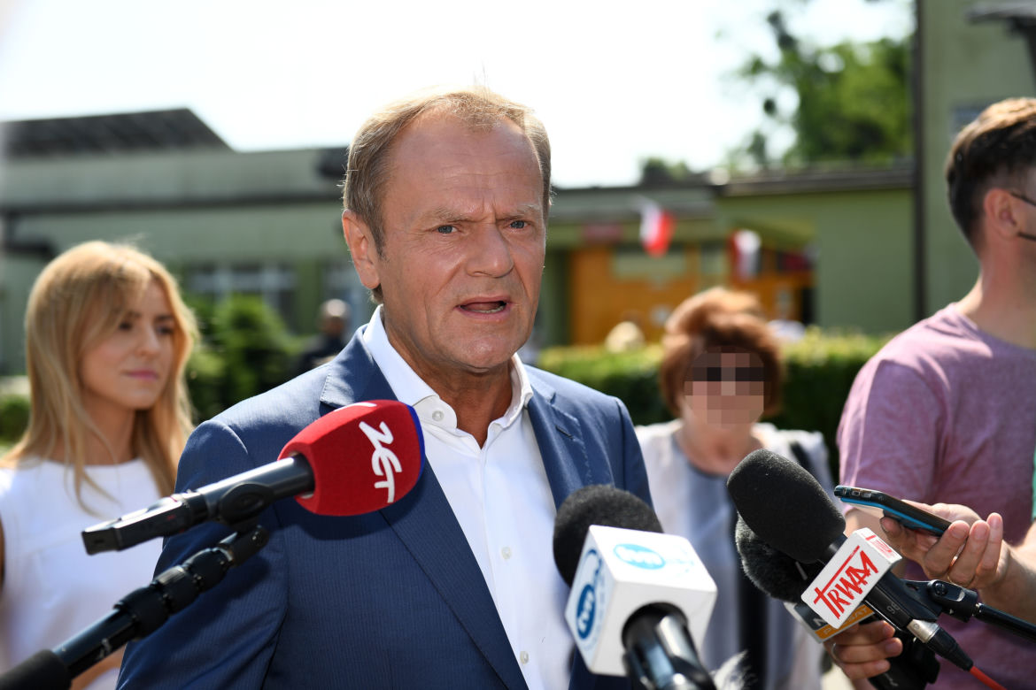 Wybory 2020 Donald Tusk zagłosował z żoną i córką