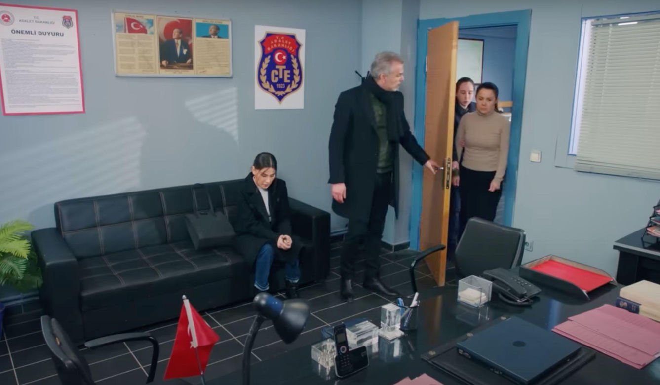 Sila ocali siostrę przed Alperem i trafi za kratki. Kuzey potraktuje ją bardzo okrutnie.