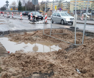 Błoto, dziury i kałuże