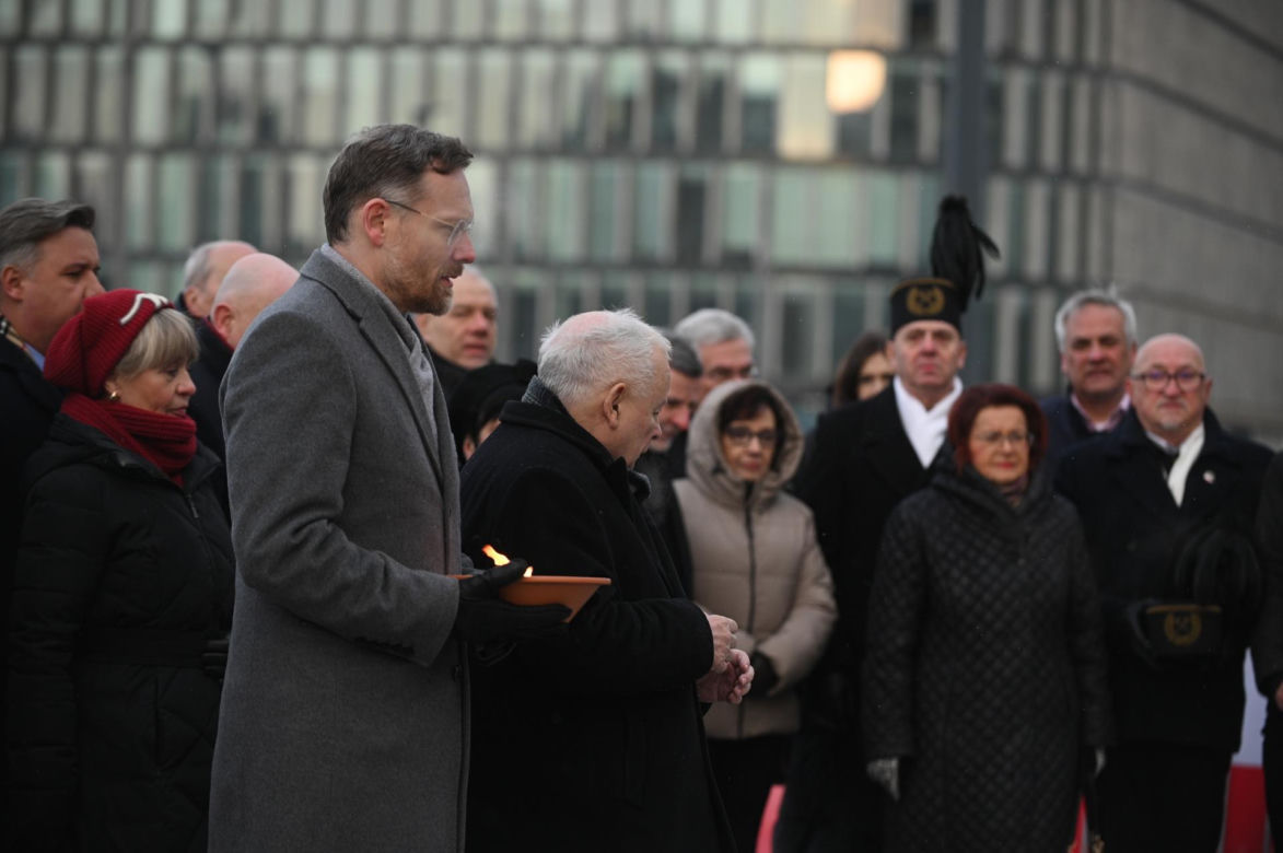 Jarosław Kaczyński na obchodach miesięcznicy smoleńskiej