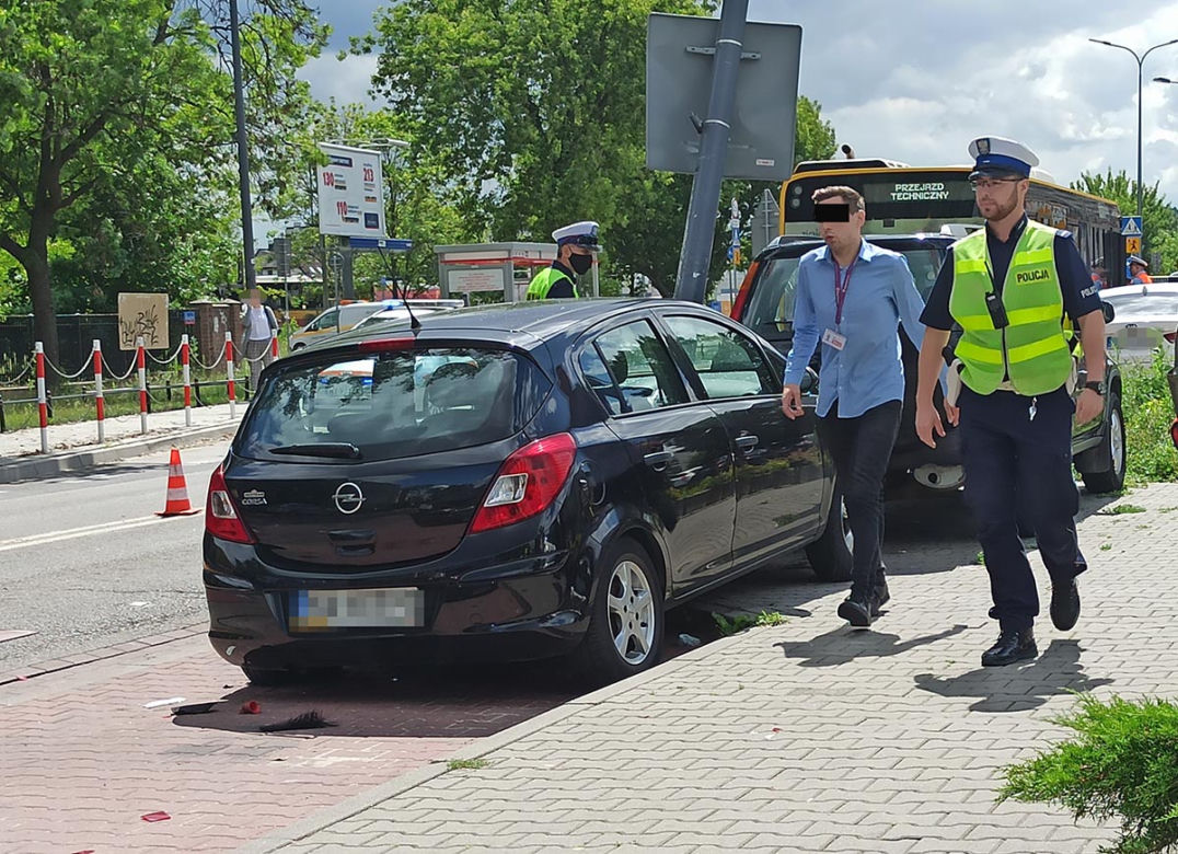 Naćpany kierowca roztrzaskał autobus