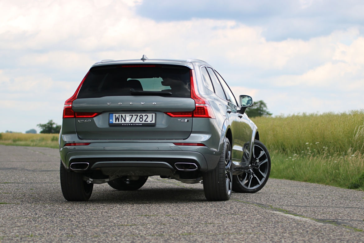 Volvo XC60 T6 AWD R-Design