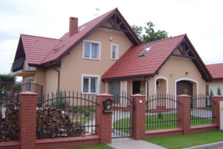 Okresowe przeglądy budynku. Co ile trzeba sprawdzać stan techniczny domu