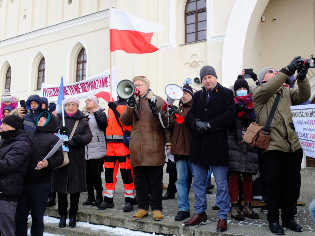 Protest antyszczepionkowców w Lublinie. Początek był przerażający