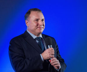 Jacek Kurski z żoną Joanną na premierze filmu „Marusarz. Tatrzański Orzeł”