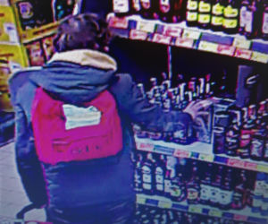 Policja z Wąbrzeźna poszukuje złodzieja alkoholu!