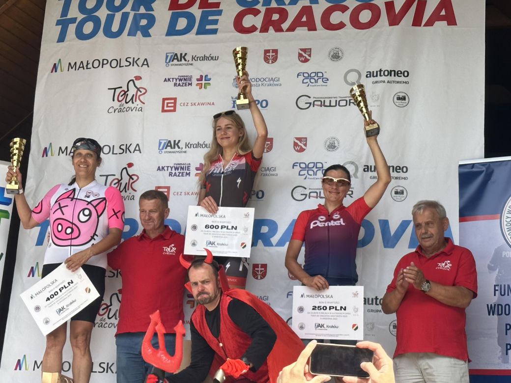 Sportowa rywalizacja i wspólne pomaganie. Za nami 8. edycja Tour de Cracovia Amatorów! 
