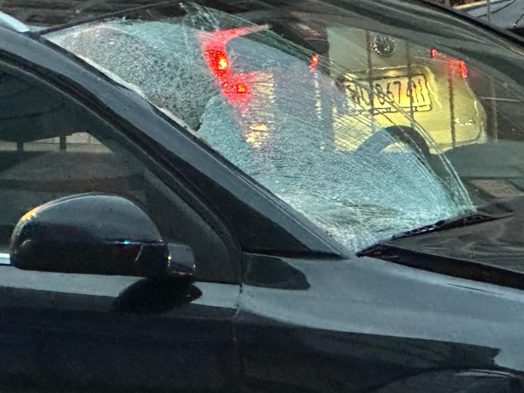 Warszawa. Śmiertelne potrącenie 15-latki na przejściu dla pieszych. Nastolatka, pomimo reanimacji, zmarła