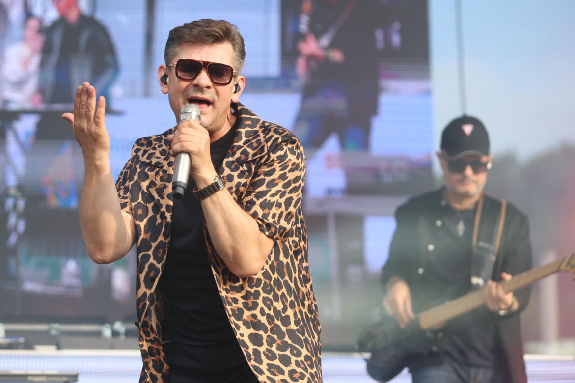 Śląska Scena Letnia na promenadzie przy Stadionie Śląskim w Chorzowie