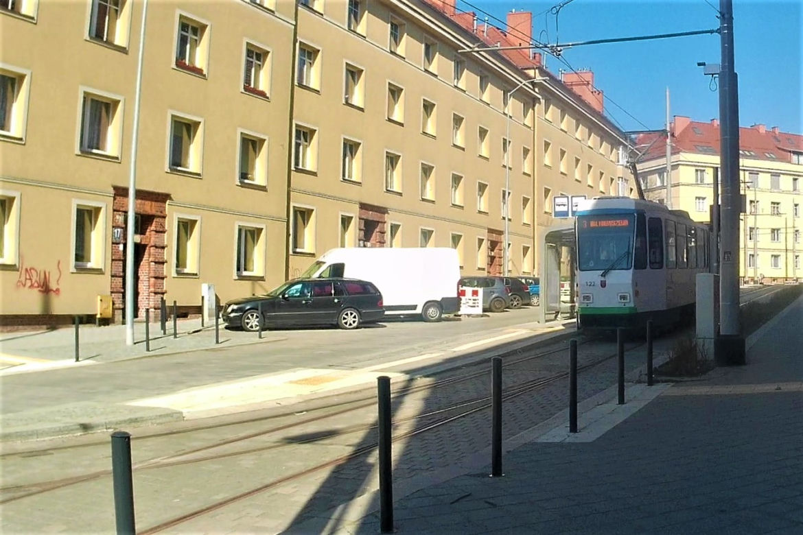 Dlaczego tramwaje jeżdżą tyłem? Niecodzienne manewry na szczecińskim Niebuszewie