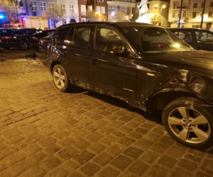 Wariacki, nocny rajd w Grudziądzu. Kierująca BMW wjechała do... domu towarowego
