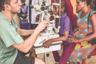 530 pacjentów w dwa tygodnie. Poznańscy lekarze wrócili ze Sierra Leone