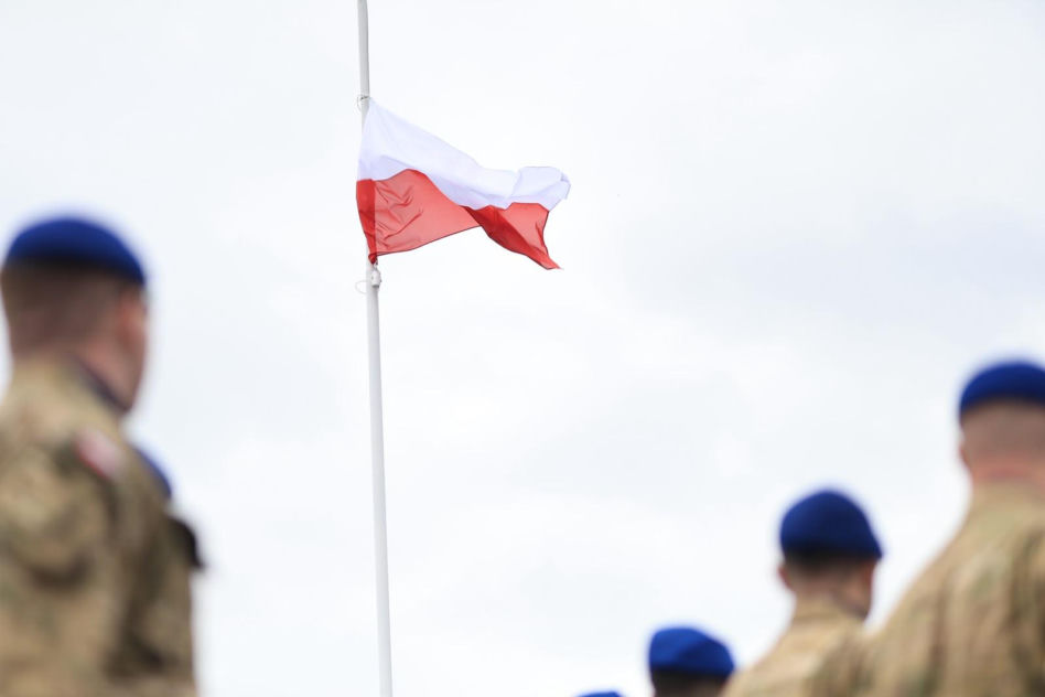 Zmiana na czele polskich cyberwojsk. Gen. Chmielewski nowym dowódcą, a gen. Molenda rusza do NATO