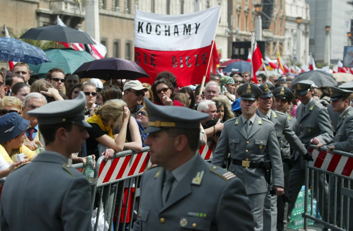 Tak wyglądał pogrzeb Jana Pawła II w Watykanie