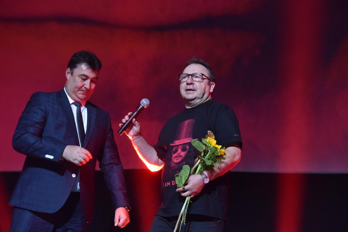 22. MFF Tofifest w Toruniu. Martyna Wojciechowska, Zbigniew Zamachowski, Jerzy Skolimowski i inne gwiazdy na gali zamknięcia