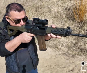 Karabin SIG 553 - niezawodność Kałasznikowa w szwajcarskim wydaniu