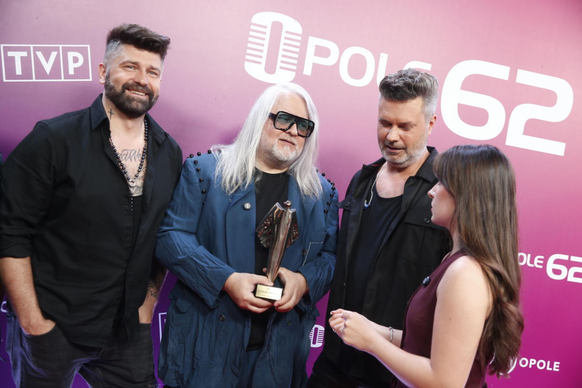 Doda, Piasek i Stankiewicz na czerwonym dywanie w Opolu. Tak wygląda koncert "Premier" i "SuperJedynek" 