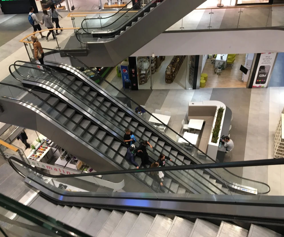 Drugi etap znoszenia restrykcji. Otwarte m.in. galerie handlowe na Śląsku. Od kiedy? Sprawdź!
