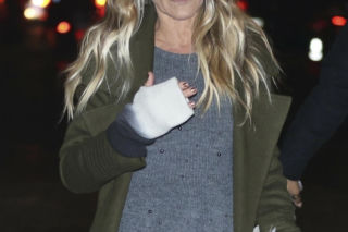 To do siebie nie pasuje – i dlatego jest modne. Zobacz, jak gwiazdy noszą stylizacje not matchy