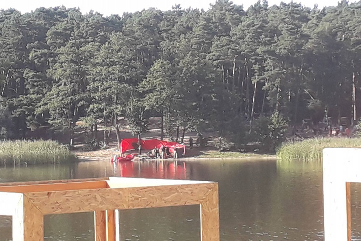 Mężczyzna utonął na jeziorze Jezuickim w Pieckach