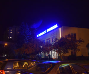 Historyczny neon znów rozświetla ulice Kalisza