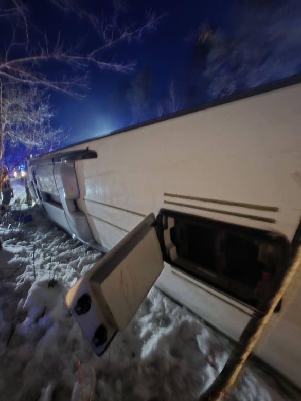 Na trasie Wyszków-Łochów na DK 62 doszło do wypadku autobusu