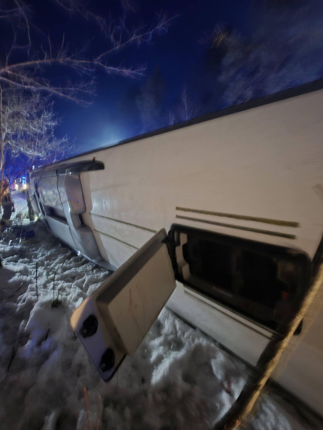 Na trasie Wyszków-Łochów na DK 62 doszło do wypadku autobusu