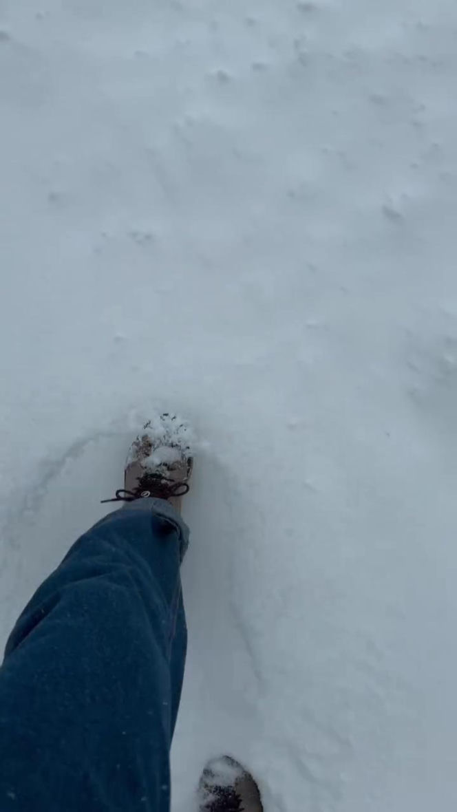 Śnieg sypnął na Kasprowym Wierchu