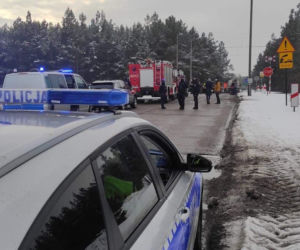 Koszarówka. Ciężarówka zderzyła się z pociągiem na przejeździe kolejowym [ZDJĘCIA]