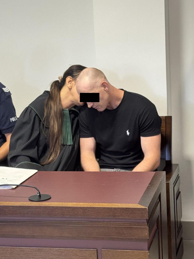 Krwawe porachunki w pizzerii. Wyciągnęli pistolety, maczety i koktajle Mołotowa