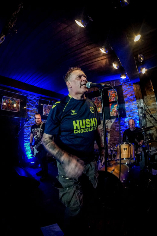 Legendarny zespół Sham 69 rozgrzał Hard Rock Pub Pamelę