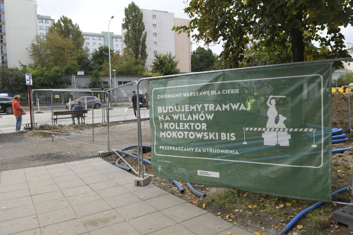 Pięć dni będą bez ogrzewania i ciepłej wody. Mieszkańcy cierpią przez budowę tramwajarzy 
