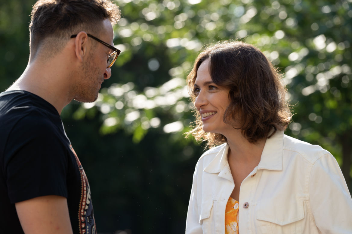 Na Wspólnej, odc. 2965: Joannę (Anna Cieślak), Karol (Tomasz Nosiński)
